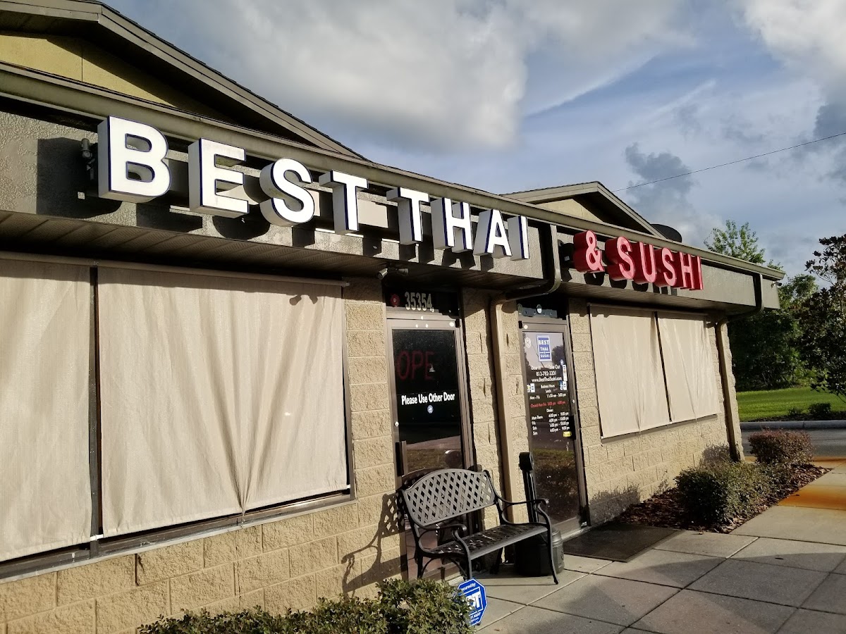 Best Thai & Sushi
